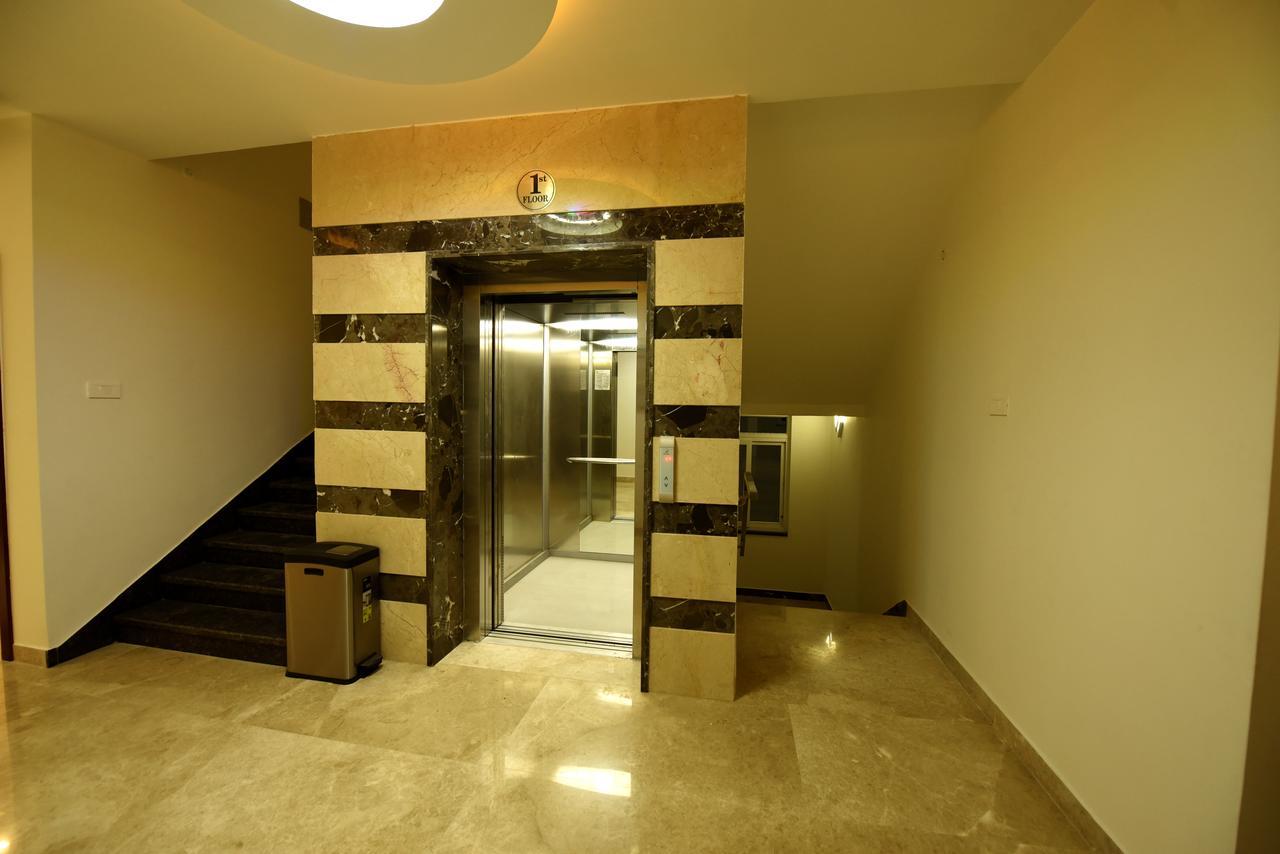 Sky Residency Bed and Breakfast Chennai Eksteriør billede